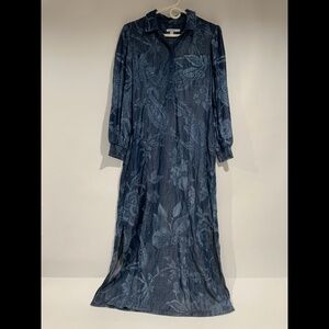 Chico’s Sz 1 (8) Blue Chambray Floral Print Maxi Shirt Dress